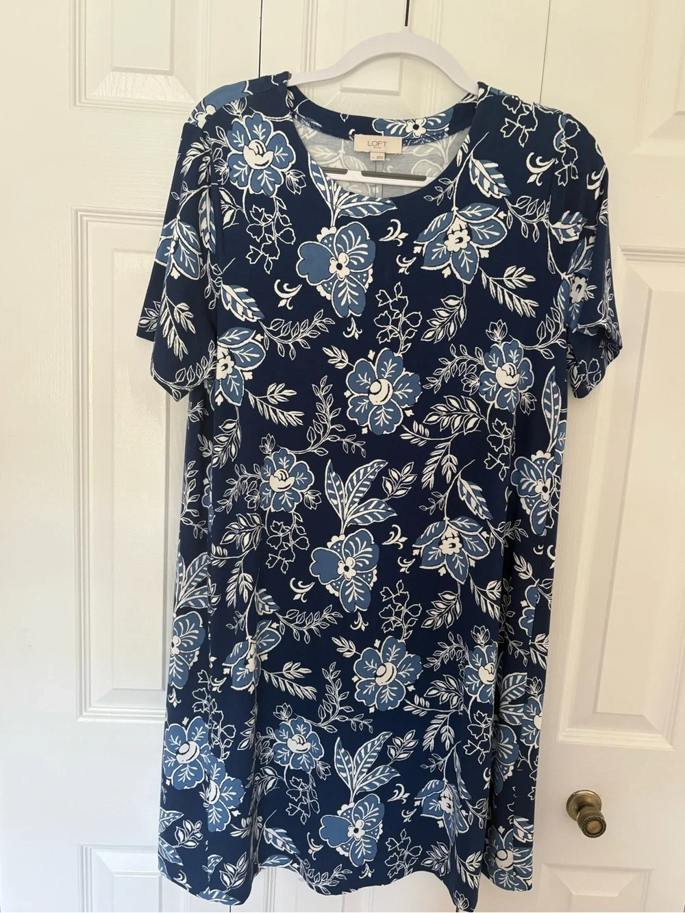 Loft outlet navy and white dress